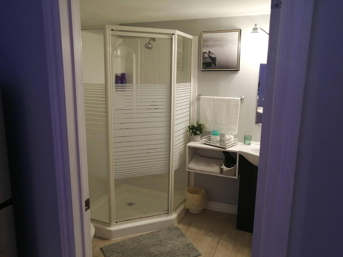해밀턴 Cozy Nest Basement Unit 아파트 외부 사진