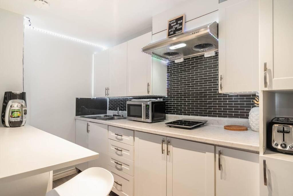 해밀턴 Cozy Nest Basement Unit 아파트 외부 사진