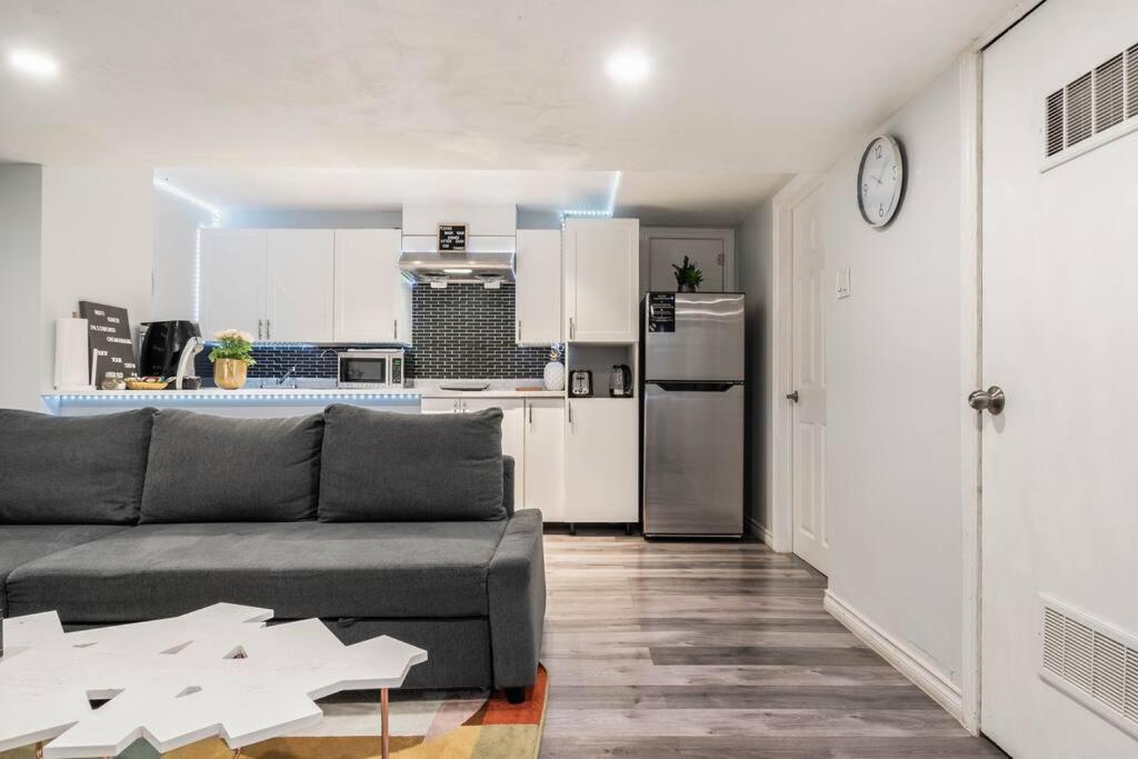 해밀턴 Cozy Nest Basement Unit 아파트 외부 사진
