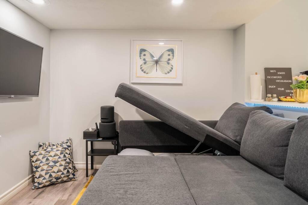 해밀턴 Cozy Nest Basement Unit 아파트 외부 사진